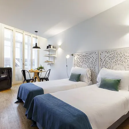 Galerias Nightlife Fashion Flats * ポルト