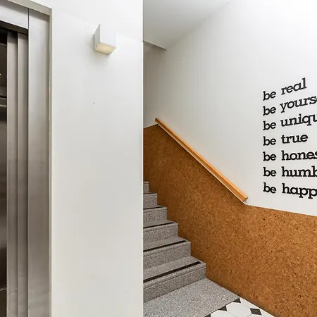 Galerias Nightlife Fashion Flats