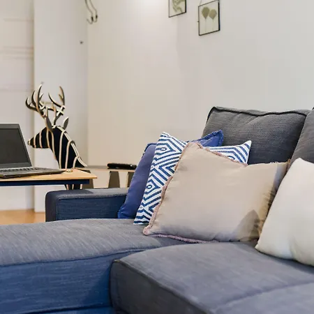 Galerias Nightlife Fashion Flats