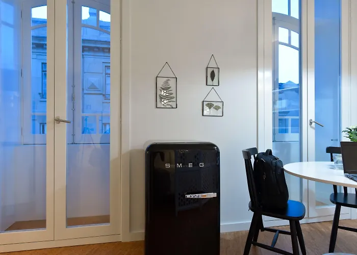 Galerias Nightlife Fashion Flats By Feel Apartmán